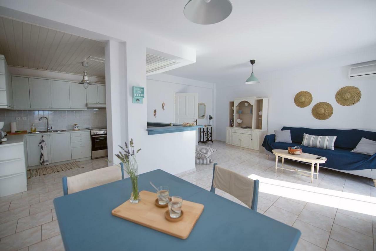Aquarella-Stylish Veranda Apartment In Centre Of Poros Town Buitenkant foto