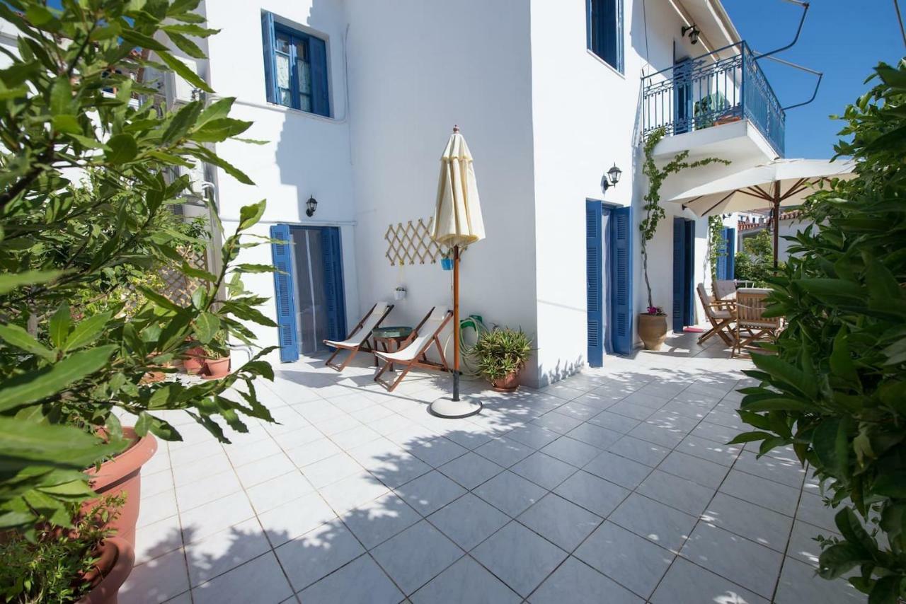 Aquarella-Stylish Veranda Apartment In Centre Of Poros Town Buitenkant foto