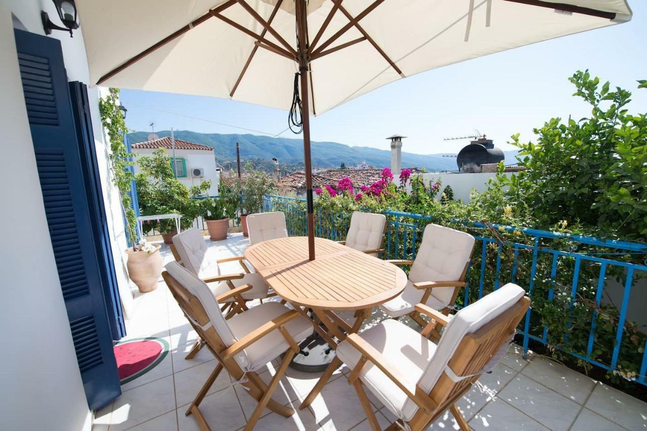 Aquarella-Stylish Veranda Apartment In Centre Of Poros Town Buitenkant foto