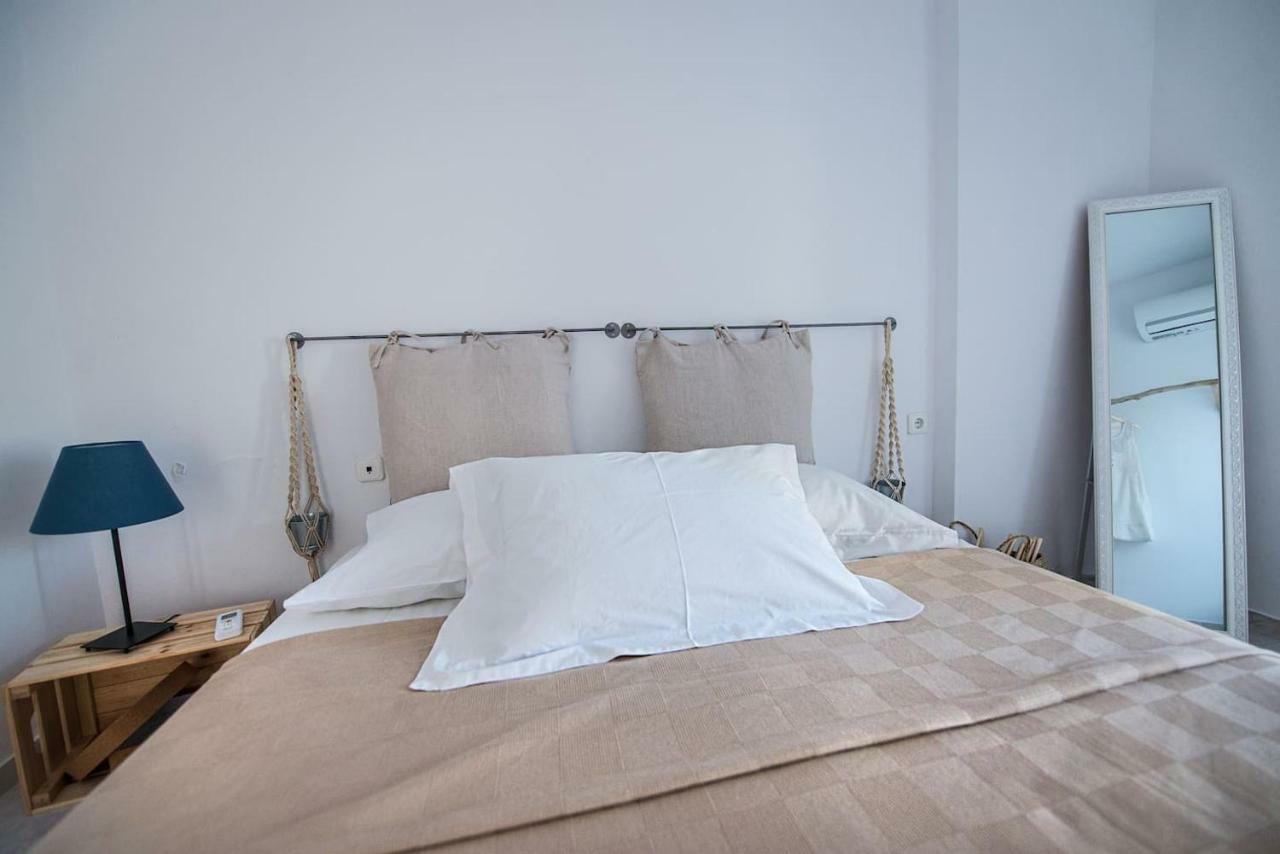 Aquarella-Stylish Veranda Apartment In Centre Of Poros Town Buitenkant foto